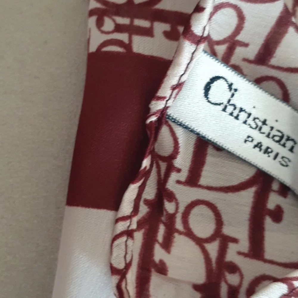 Christian Dior's Scarf
